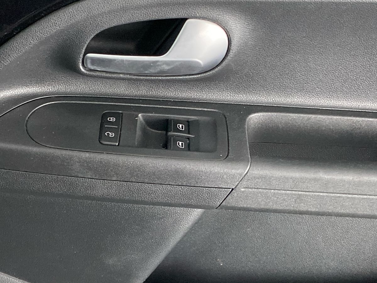 Used Volkswagen up! 2019 for sale - 77444081: Photo 23