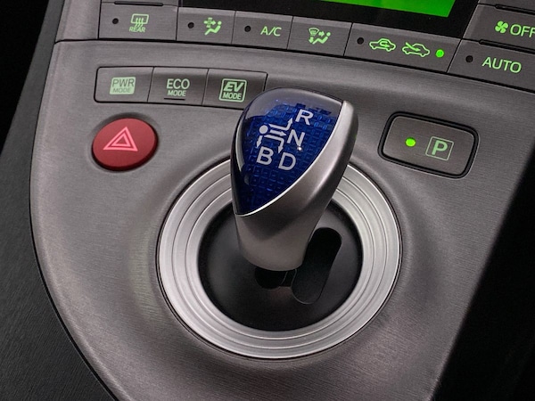 Used Toyota Prius 2015 for sale - 76206990: Photo 22