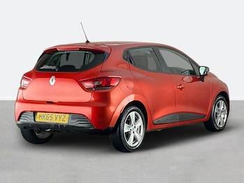 Used Renault Clio 2015 for sale - 76929175: Photo