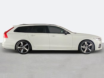 Used Volvo V90 2020 for sale - 75793482: Photo