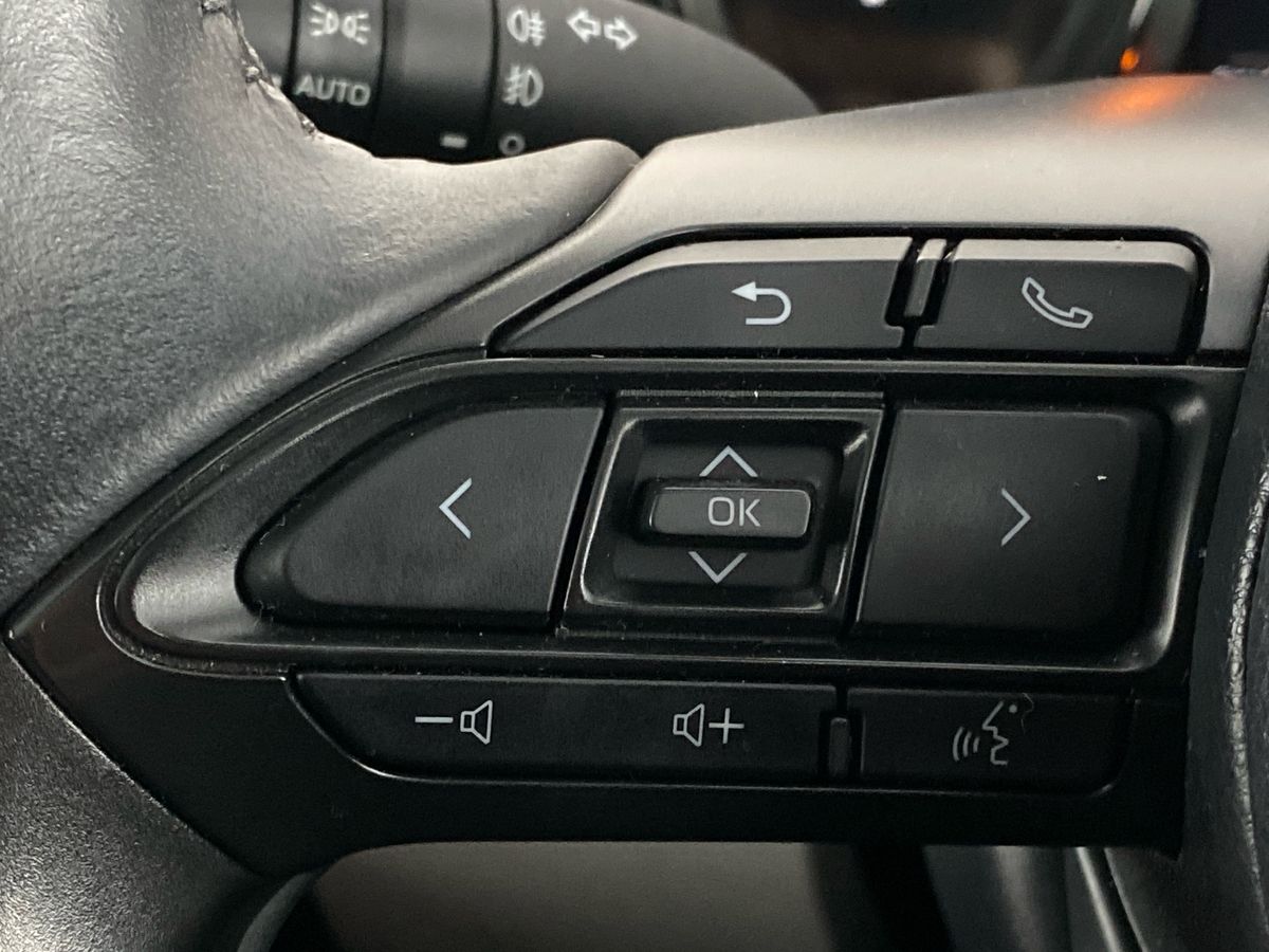 Used Toyota Yaris 2021 for sale - 75344006: Photo 23