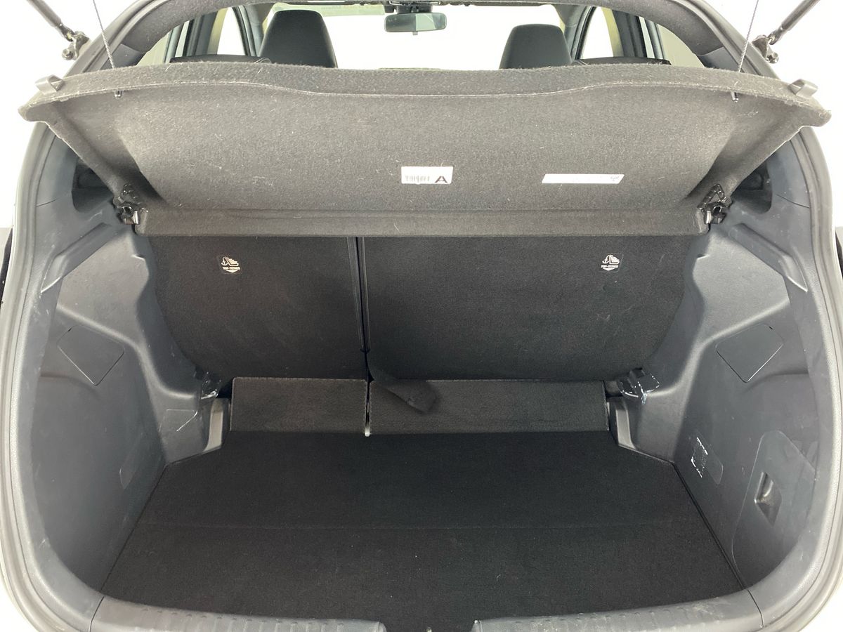 Used Toyota Yaris 2021 for sale - 75344006: Photo 27