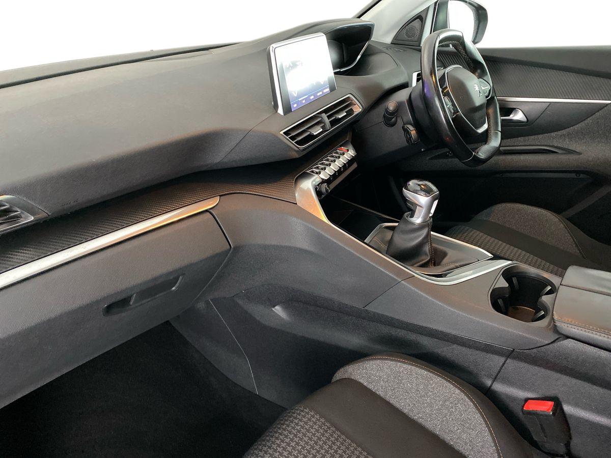 Used Peugeot 3008 2018 for sale - 75908842: Photo 14