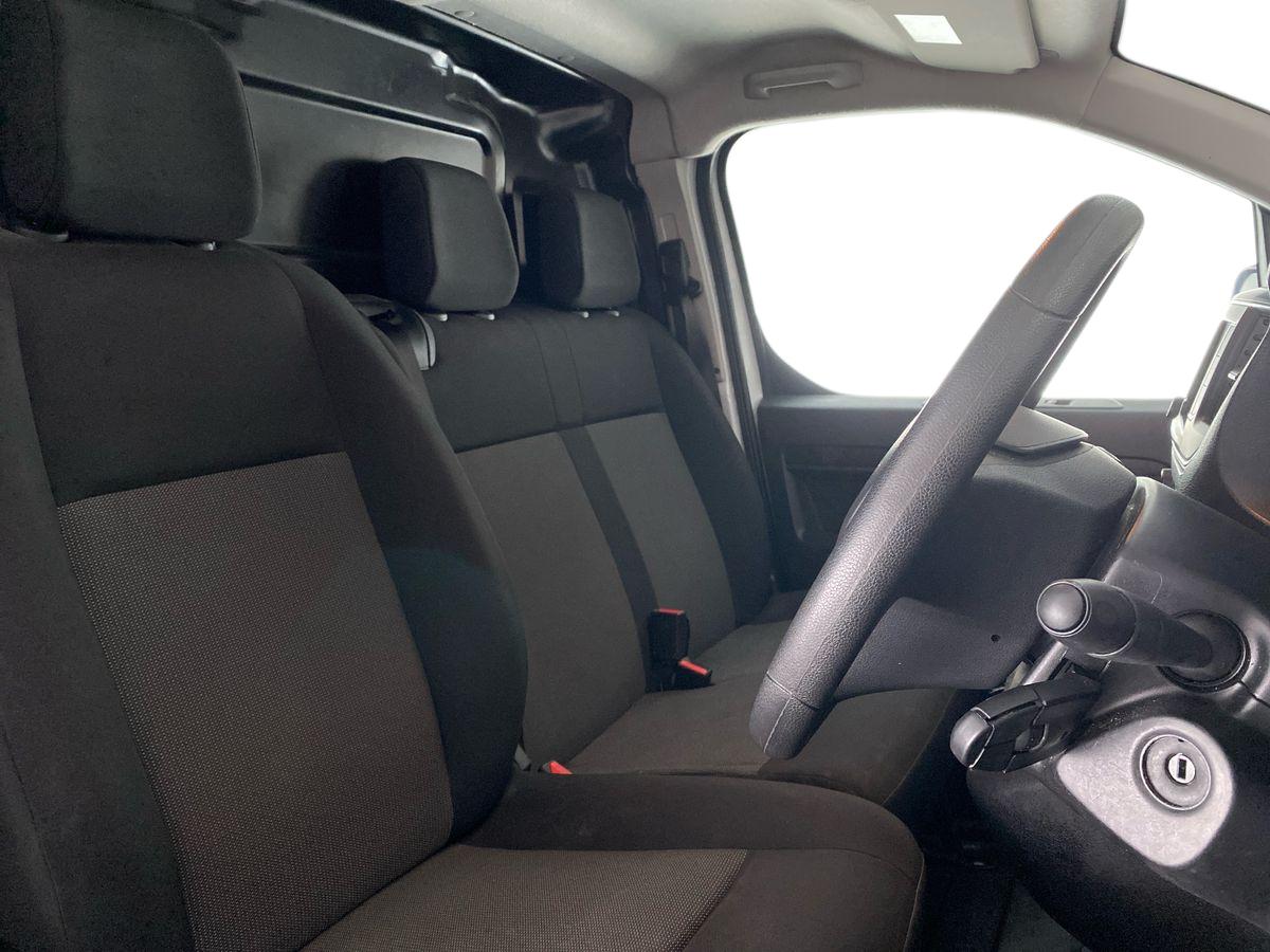 Used Vauxhall Vivaro 2023 for sale - 77742359: Photo 13