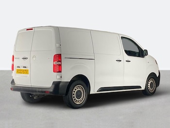 Used Vauxhall Vivaro 2023 for sale - 77742359: Photo