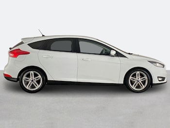 Used Ford Focus 2017 for sale - 78888492: Photo
