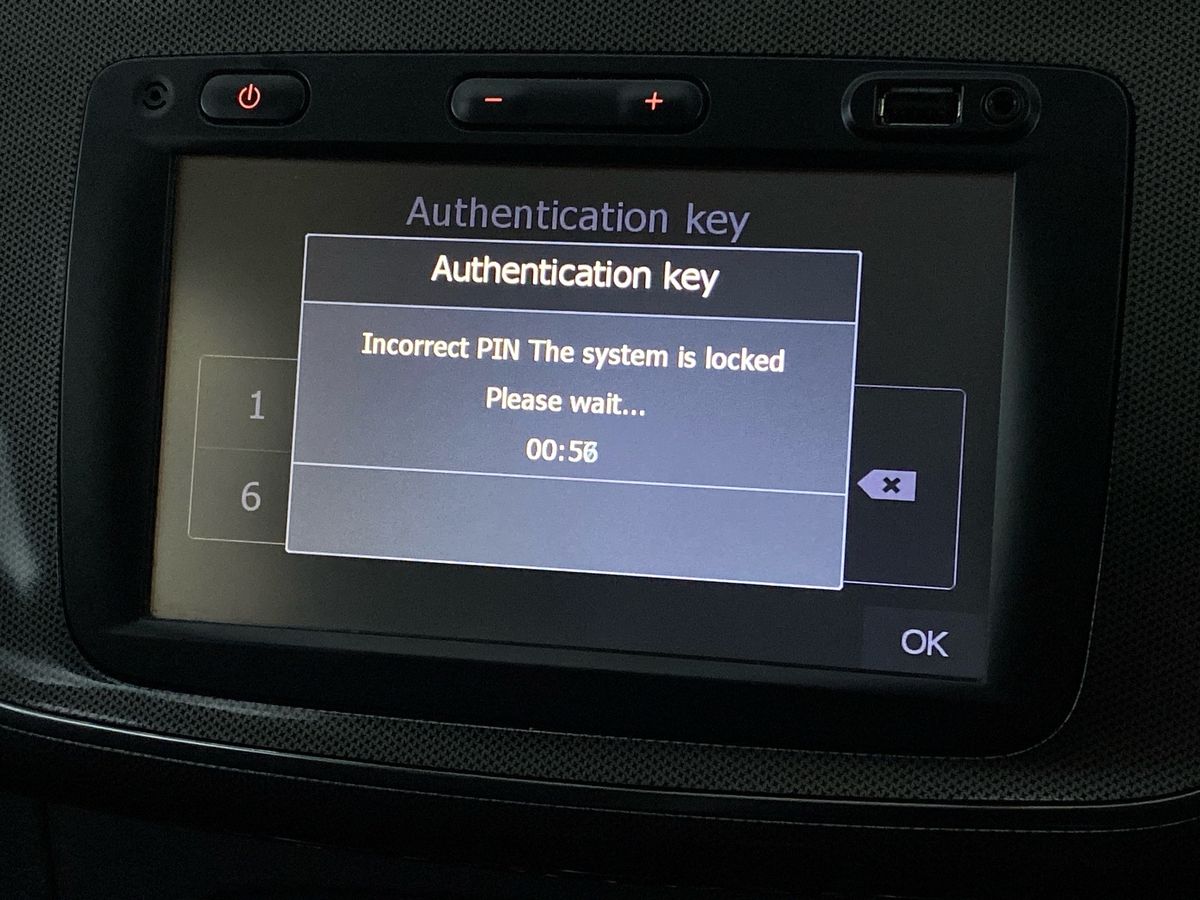 Used Dacia Sandero Stepway 2017 for sale - 77742332: Photo 16