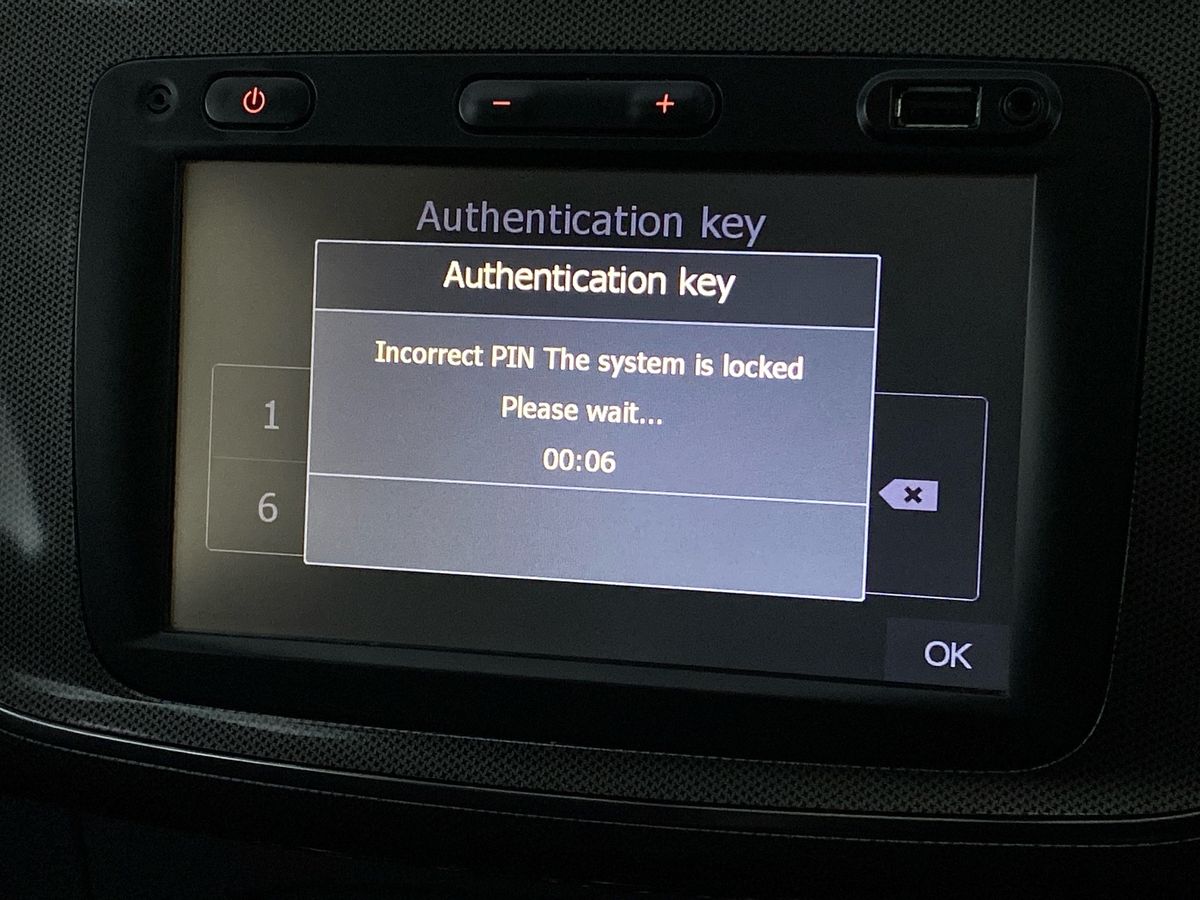 Used Dacia Sandero Stepway 2017 for sale - 77742332: Photo 17