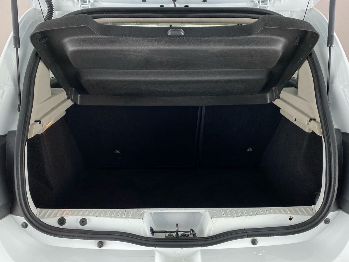 Used Dacia Sandero Stepway 2017 for sale - 77742332: Photo 24