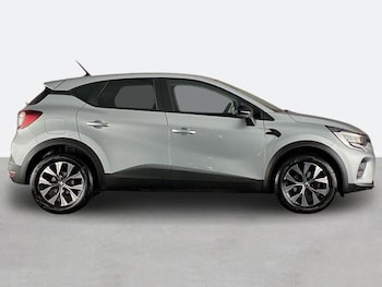 Used Renault Captur 2023 for sale - 78564845: Photo