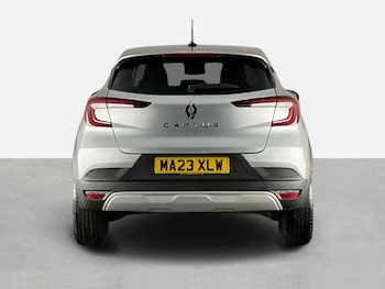 Used Renault Captur 2023 for sale - 78564845: Photo