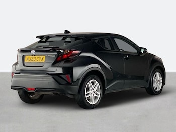 Used Toyota C-HR 2023 for sale - 79308625: Photo
