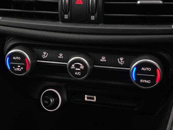 Used Alfa Romeo Giulia 2022 for sale - 76158132: Photo 19