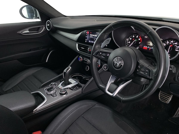 Used Alfa Romeo Giulia 2022 for sale - 76158132: Photo 9