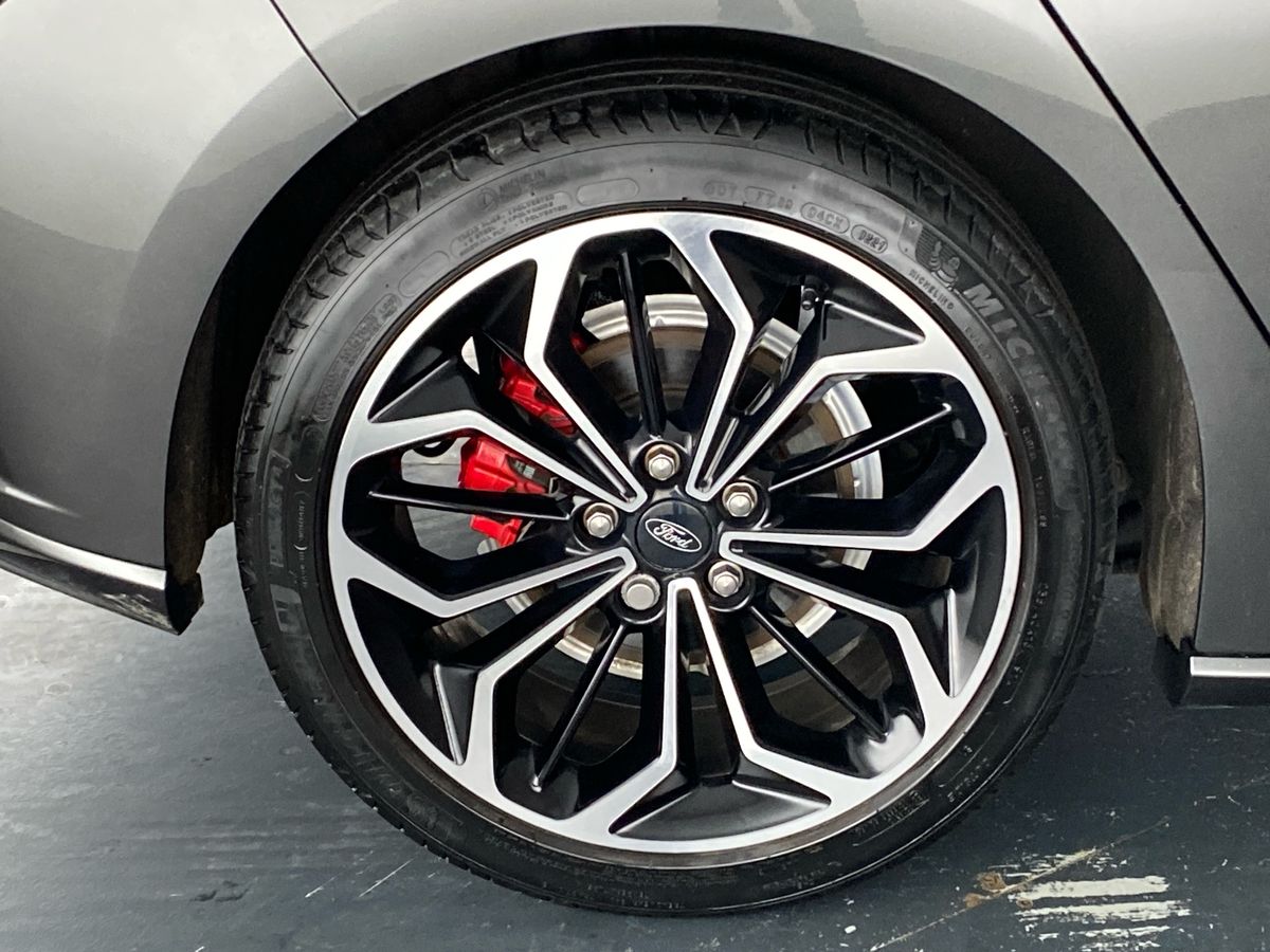 Used Ford Focus 2021 for sale - 76158123: Photo 31