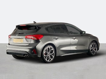 Used Ford Focus 2021 for sale - 76158123: Photo 3