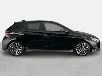 Used Hyundai i20 2023 for sale - 78641602: Photo