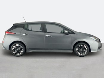 Used Nissan Leaf 2022 for sale - 77294498: Photo
