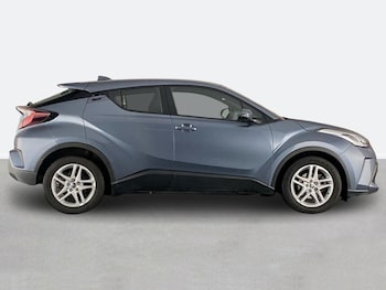 Used Toyota C-HR 2022 for sale - 76723659: Photo