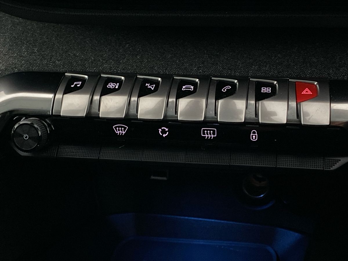 Used Peugeot 3008 2022 for sale - 77044334: Photo 22