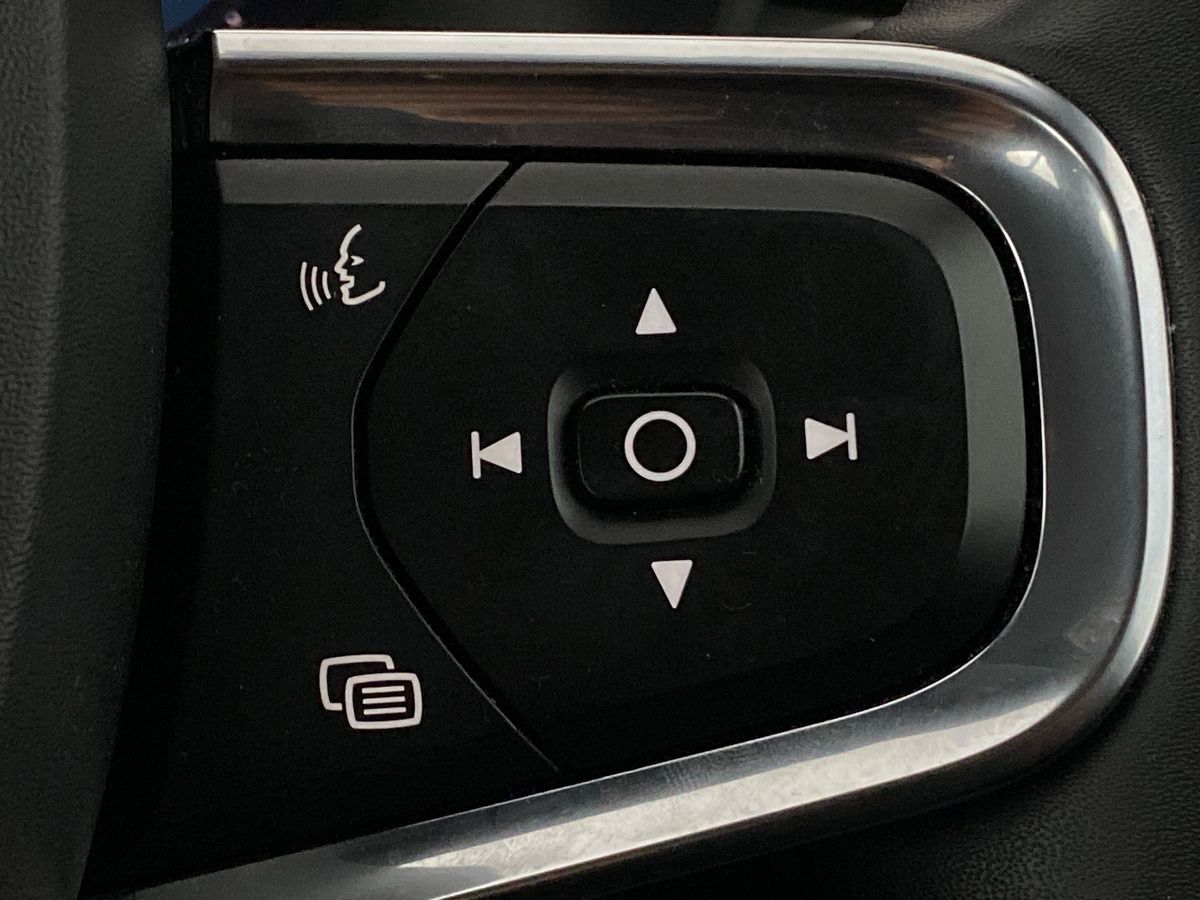 Used Volvo XC40 2022 for sale - 75824718: Photo 25