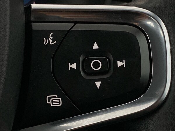 Used Volvo XC40 2022 for sale - 75824718: Photo 25