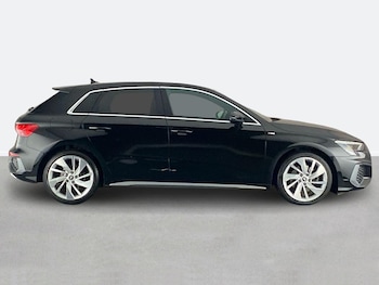 Used Audi A3 2020 for sale - 76177353: Photo 2