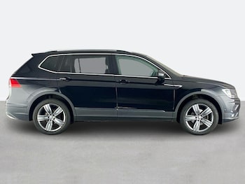 Used Volkswagen Tiguan Allspace 2020 for sale - 78359484: Photo