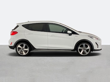 Used Ford Fiesta 2018 for sale - 75525040: Photo