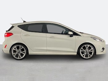 Used Ford Fiesta 2021 for sale - 77687080: Photo