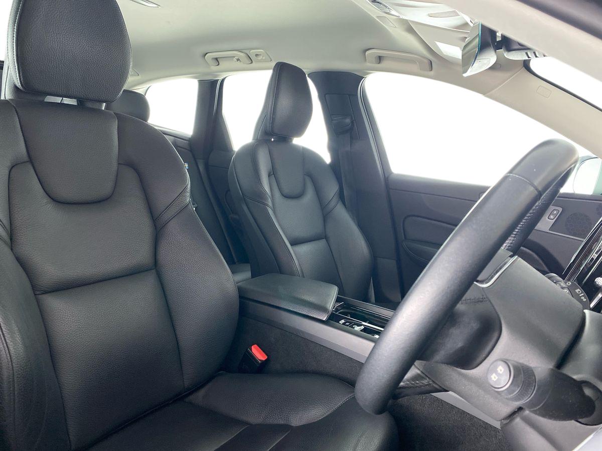 Used Volvo XC60 2020 for sale - 76128623: Photo 13