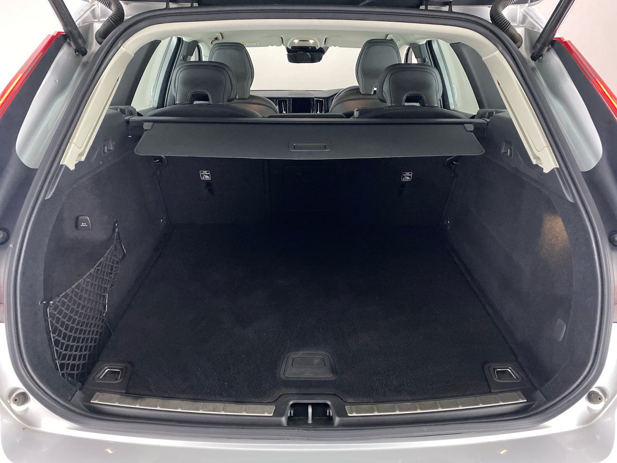Used Volvo XC60 2020 for sale - 76128623: Photo 27