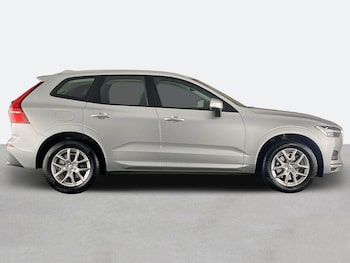 Used Volvo XC60 2020 for sale - 76128623: Photo 2