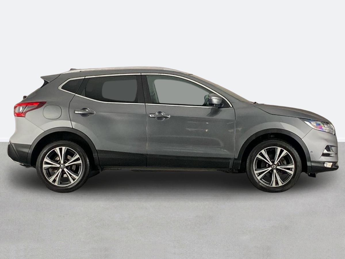 Used Nissan Qashqai 2018 for sale - 77943663: Photo 2