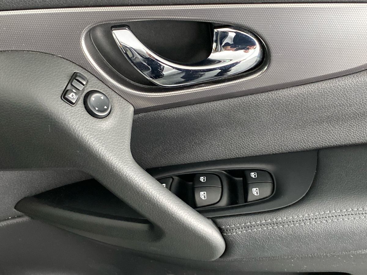 Used Nissan Qashqai 2018 for sale - 77943663: Photo 23