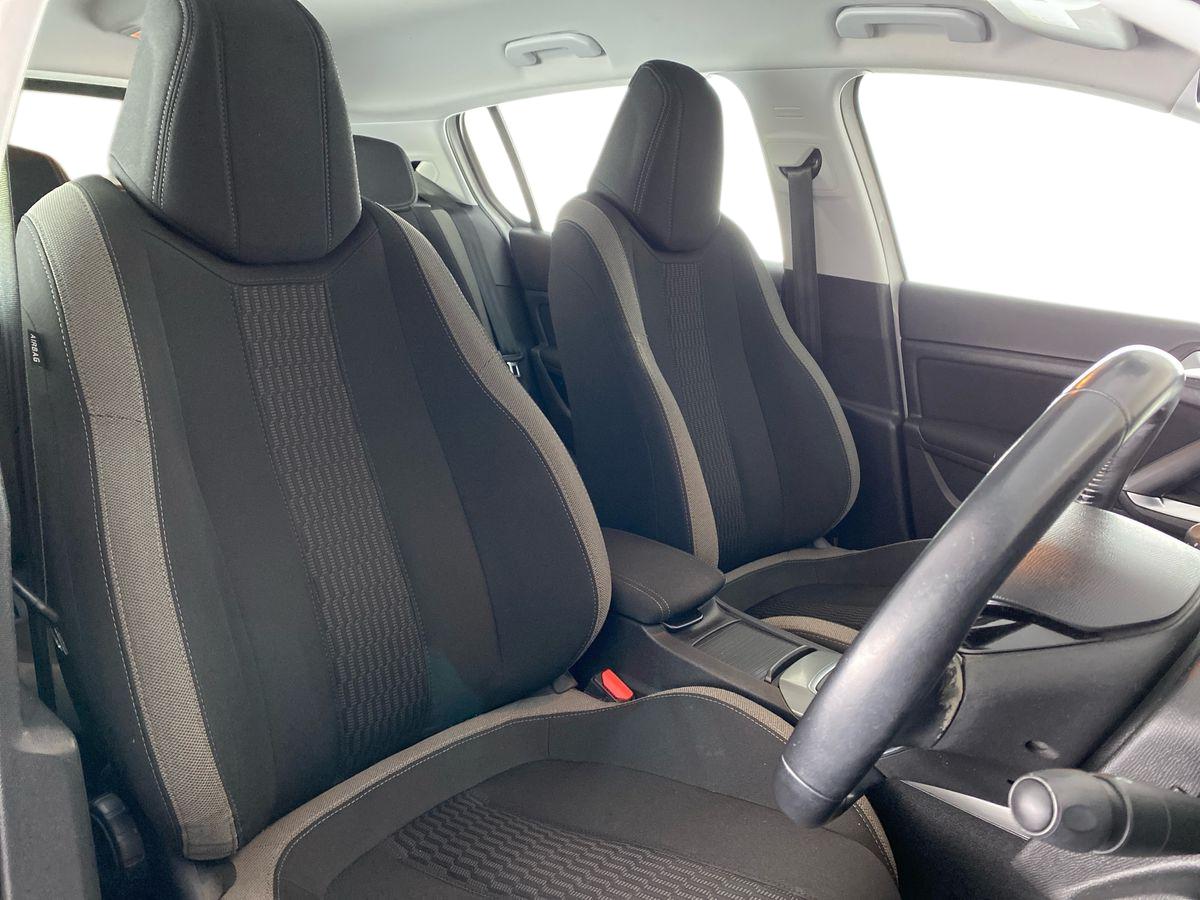 Used Peugeot 308 2015 for sale - 76390939: Photo 13