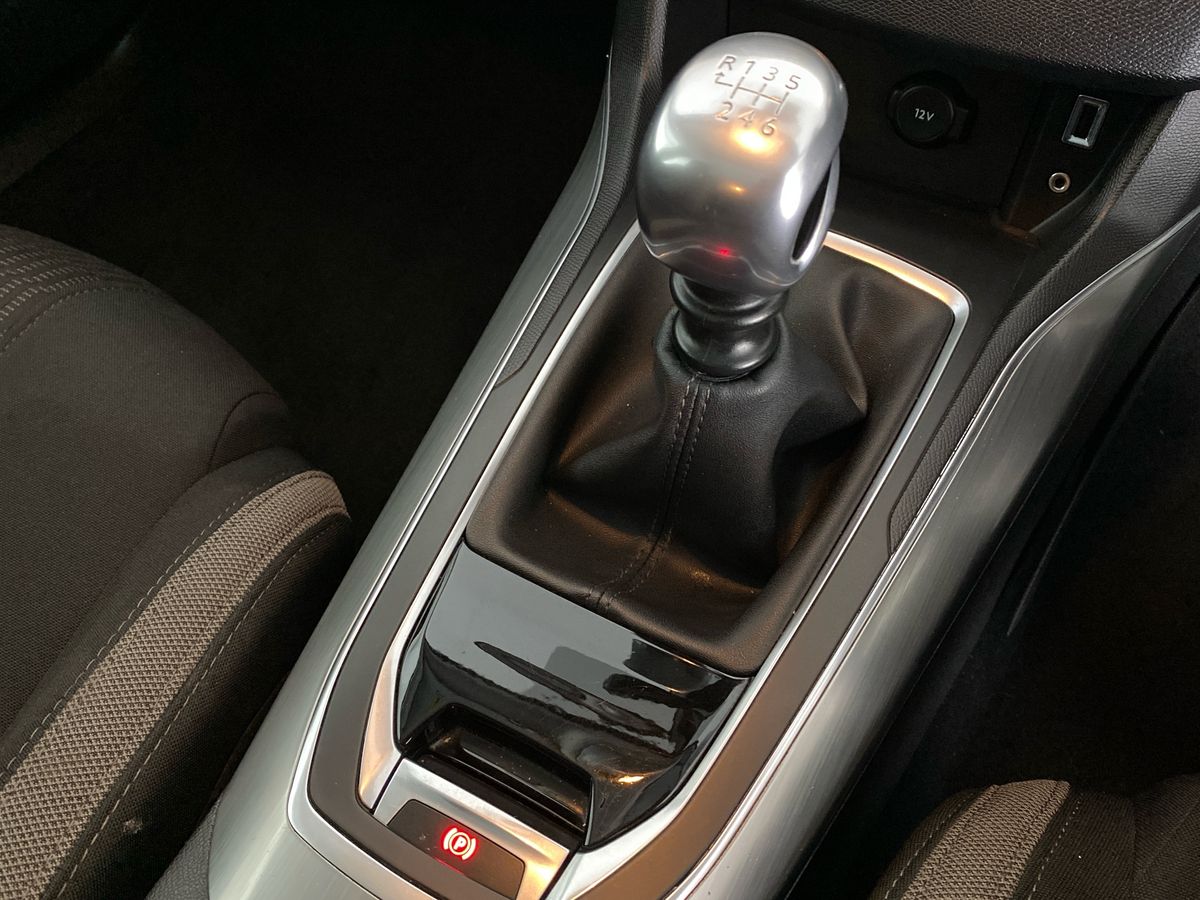 Used Peugeot 308 2015 for sale - 76390939: Photo 20