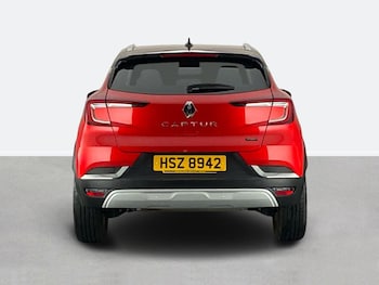 Used Renault Captur 2024 for sale - 75536345: Photo