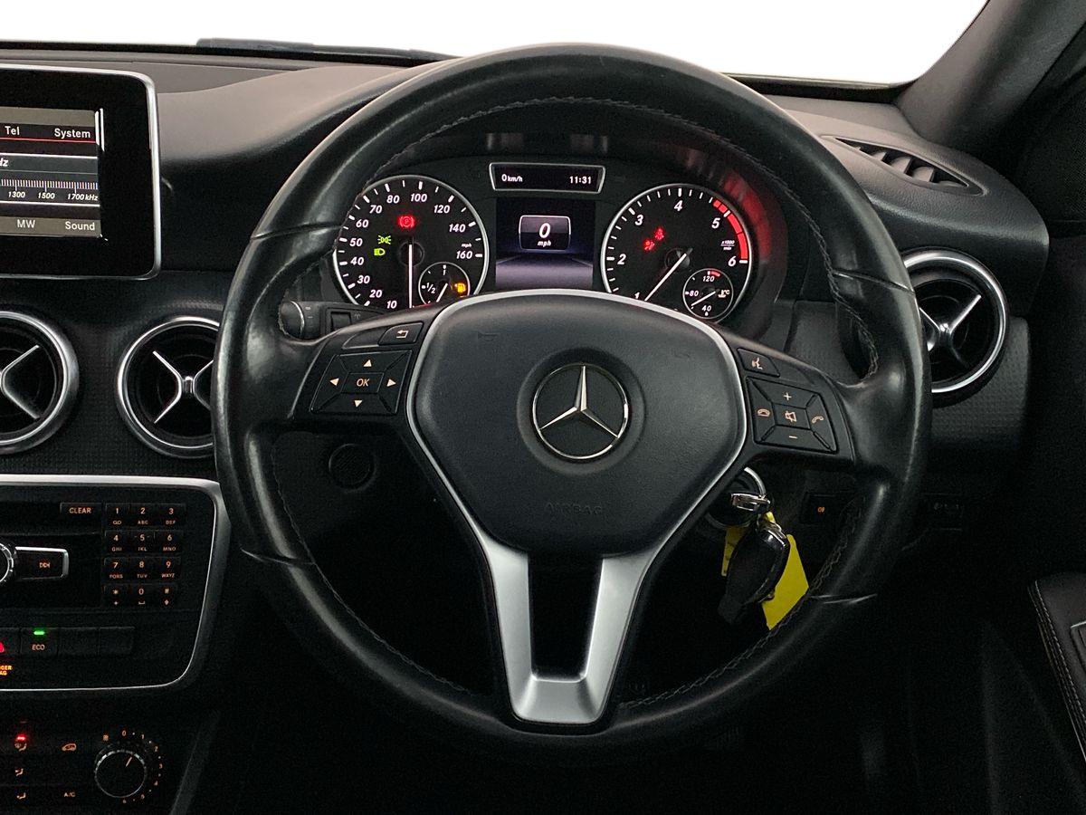 Used Mercedes-Benz A-Class 2014 for sale - 77895898: Photo 11