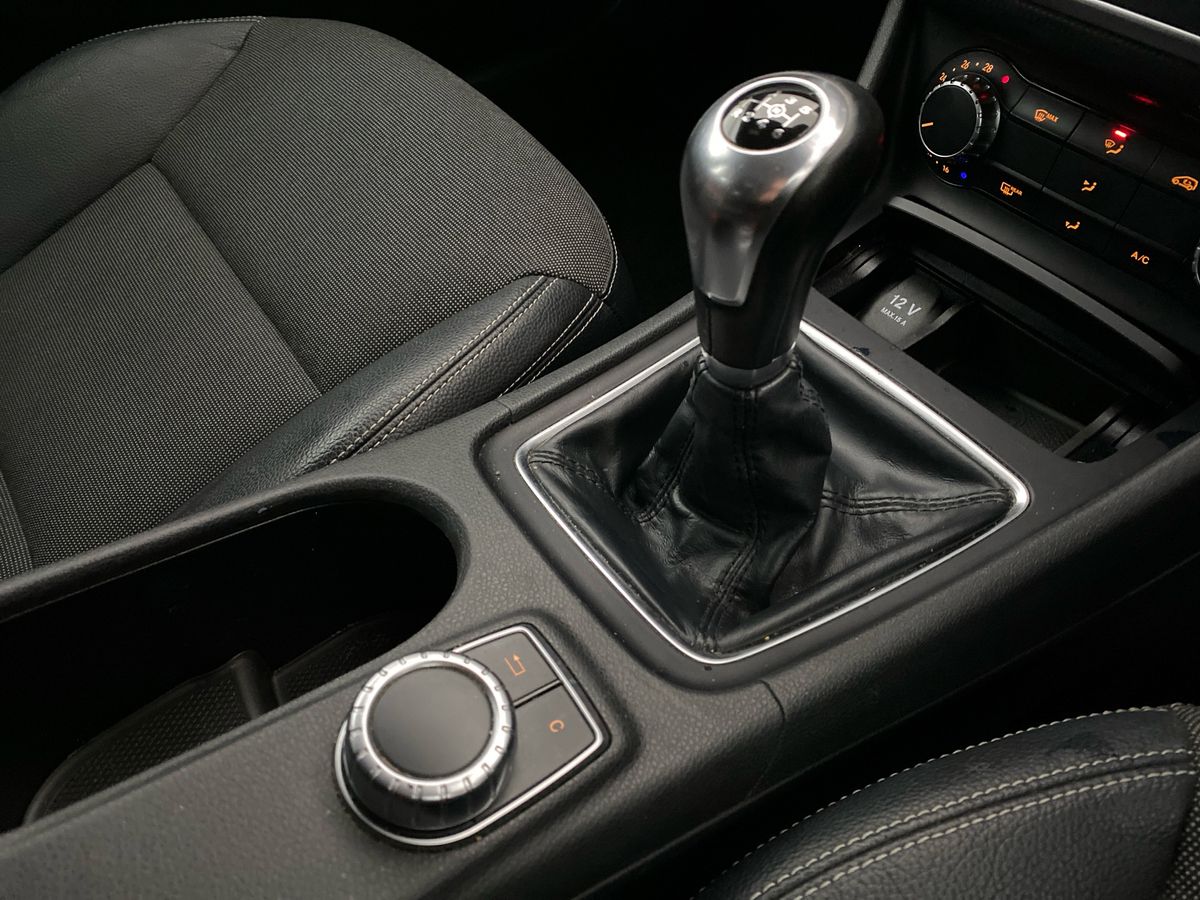 Used Mercedes-Benz A-Class 2014 for sale - 77895898: Photo 16