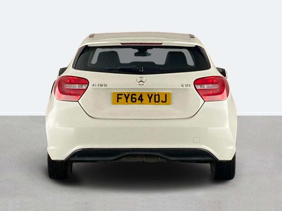 Used Mercedes-Benz A-Class 2014 for sale - 77895898: Photo 4