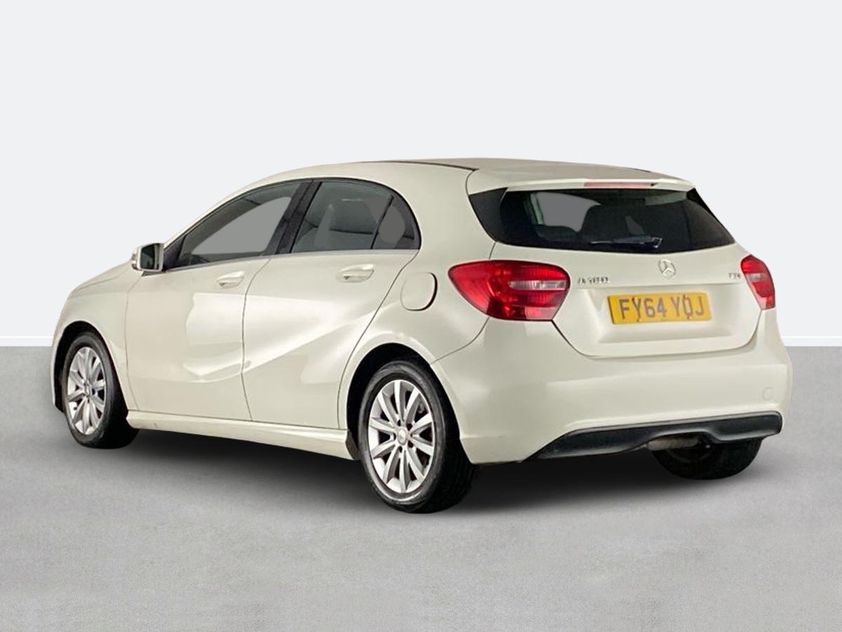 Used Mercedes-Benz A-Class 2014 for sale - 77895898: Photo 5