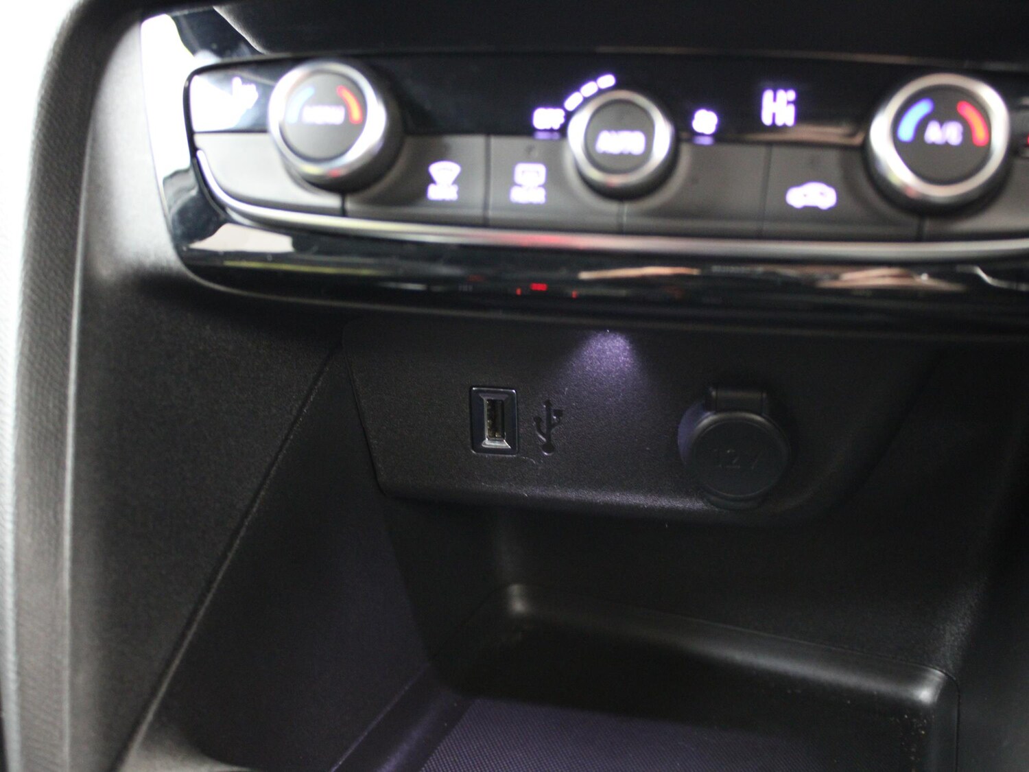 Used Vauxhall Corsa 2023 for sale - 77943672: Photo 22