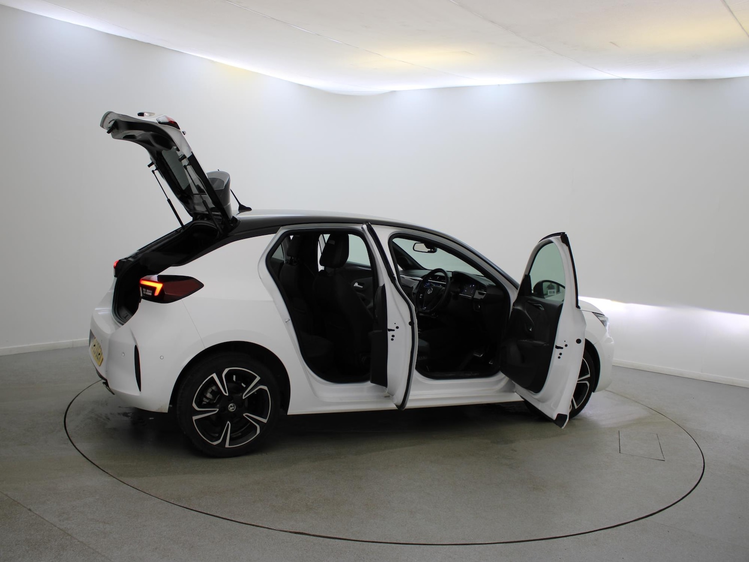 Used Vauxhall Corsa 2023 for sale - 77943672: Photo 31