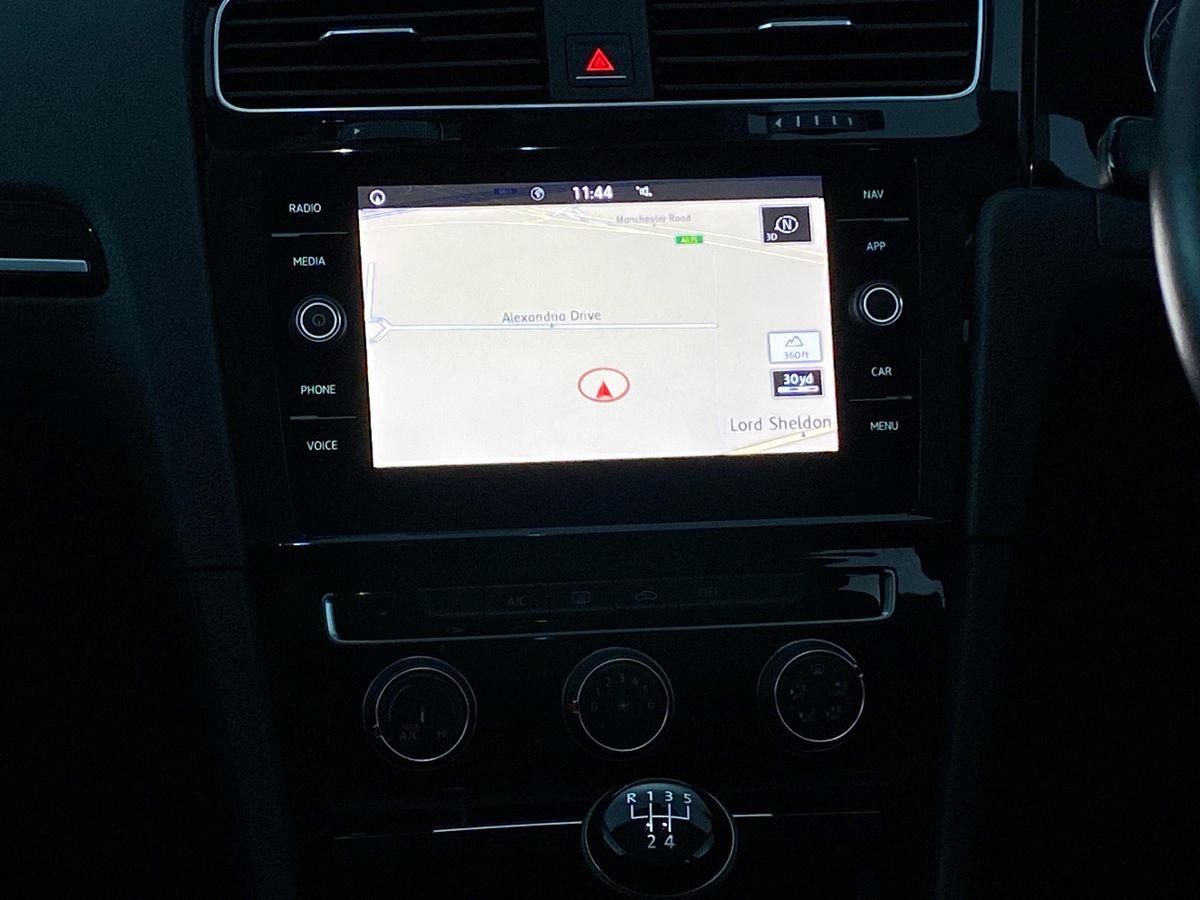 Used Volkswagen Golf 2018 for sale - 77103246: Photo 10