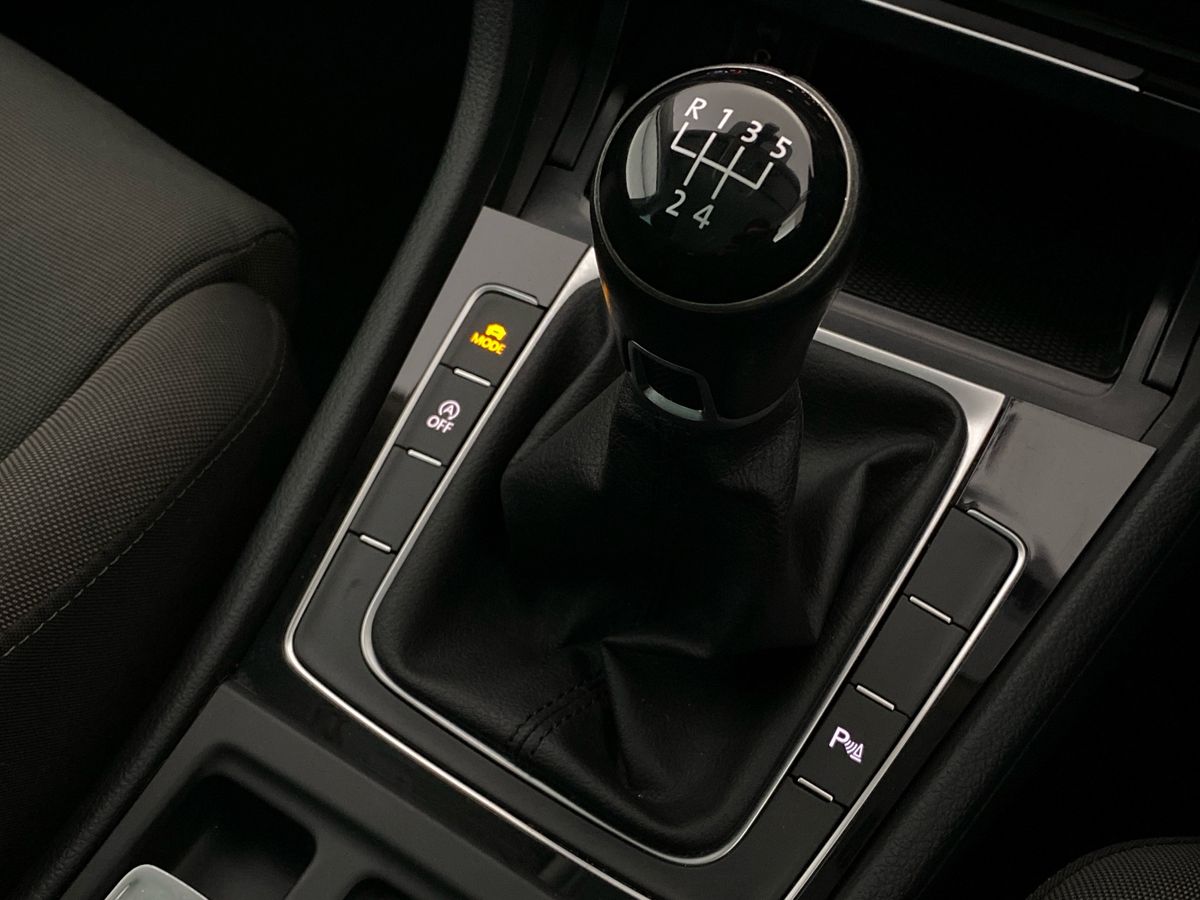 Used Volkswagen Golf 2018 for sale - 77103246: Photo 21