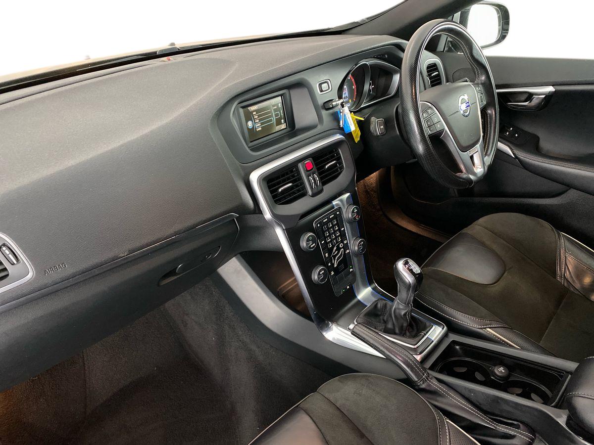 Used Volvo V40 2015 for sale - 77742201: Photo 14