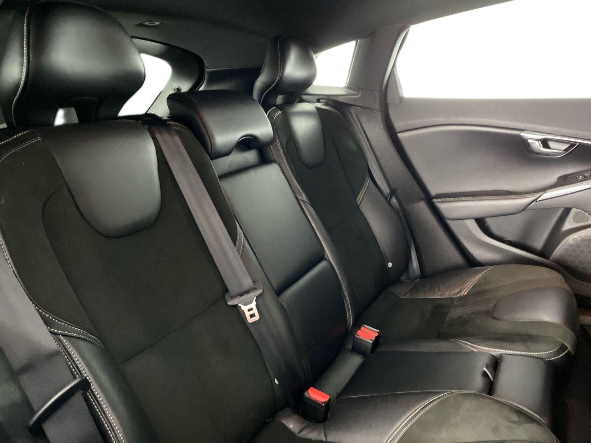 Used Volvo V40 2015 for sale - 77742201: Photo 15