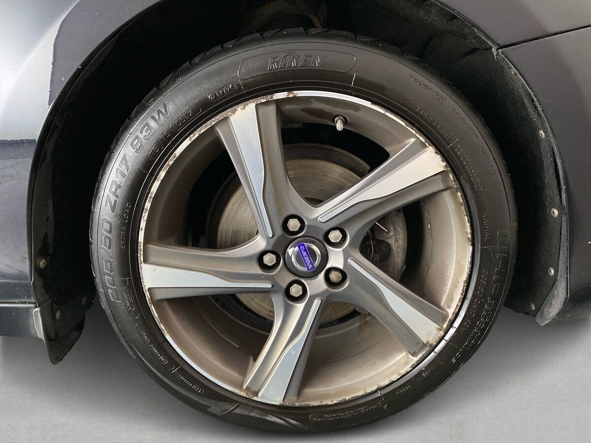 Used Volvo V40 2015 for sale - 77742201: Photo 25