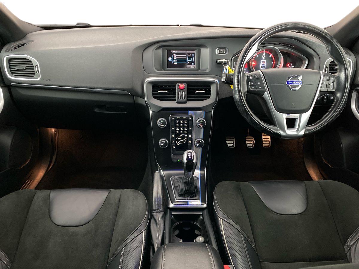 Used Volvo V40 2015 for sale - 77742201: Photo 9